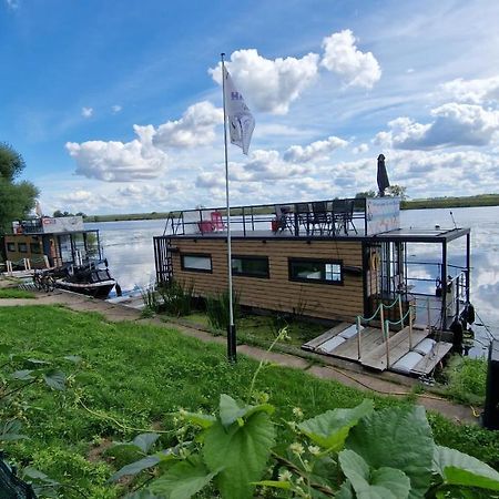 Готель Hausboote Unteres Odertal Hausboot Kranich Шведт Екстер'єр фото